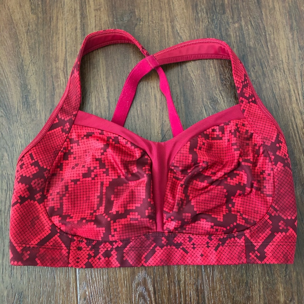 Lululemon Athletica Ta Ta Tamer III Sports Bra